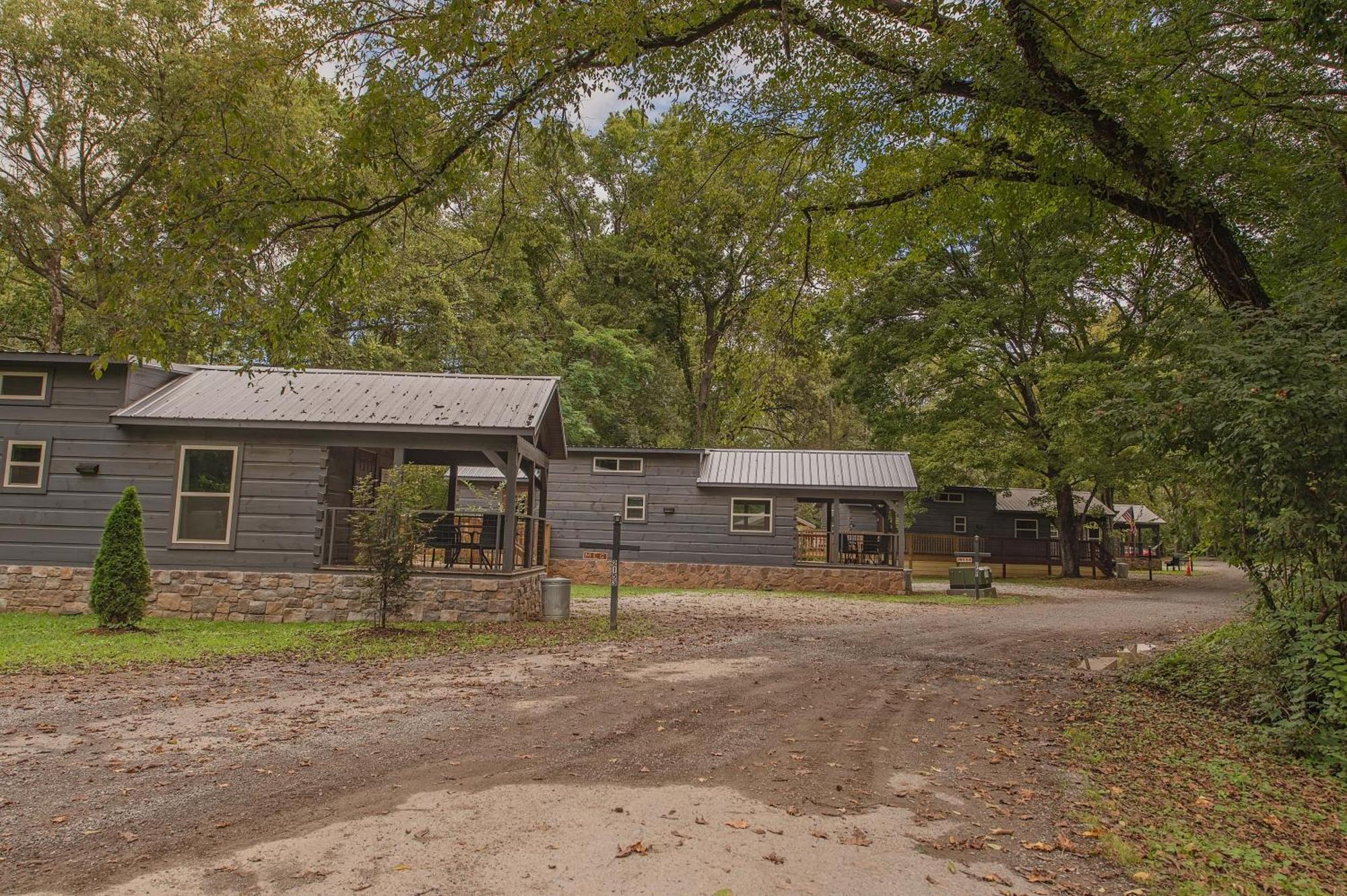 Meg Cabin Tiny Rustic Comfort On Lookout Mtn Chattanooga Exteriör bild