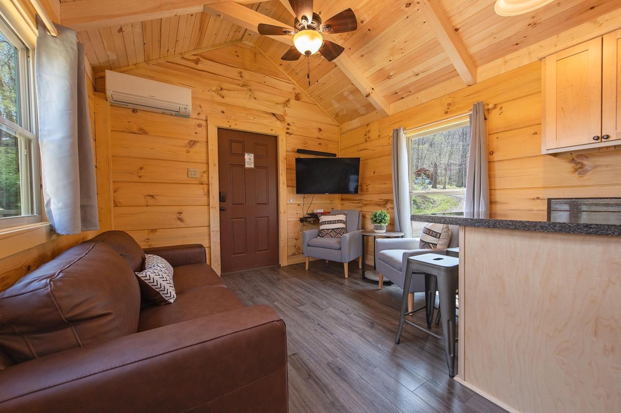 Meg Cabin Tiny Rustic Comfort On Lookout Mtn Chattanooga Exteriör bild